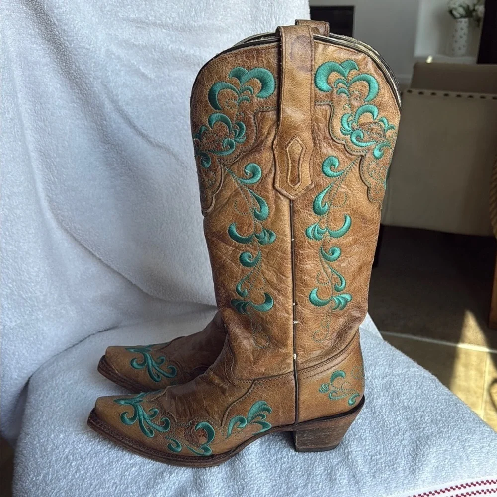 Corral Brown and Green Western Boots